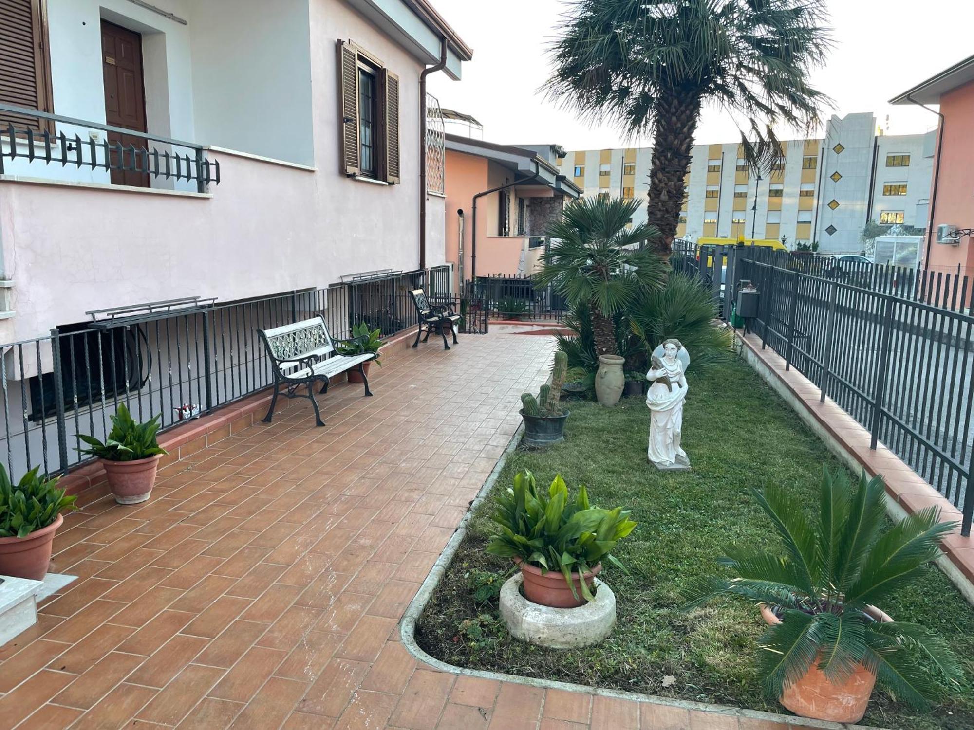 Villa Antonella Pozzilli Exterior photo